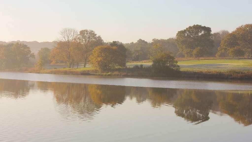 湖畔公园酒店&Spa Fishbourne  外观 照片